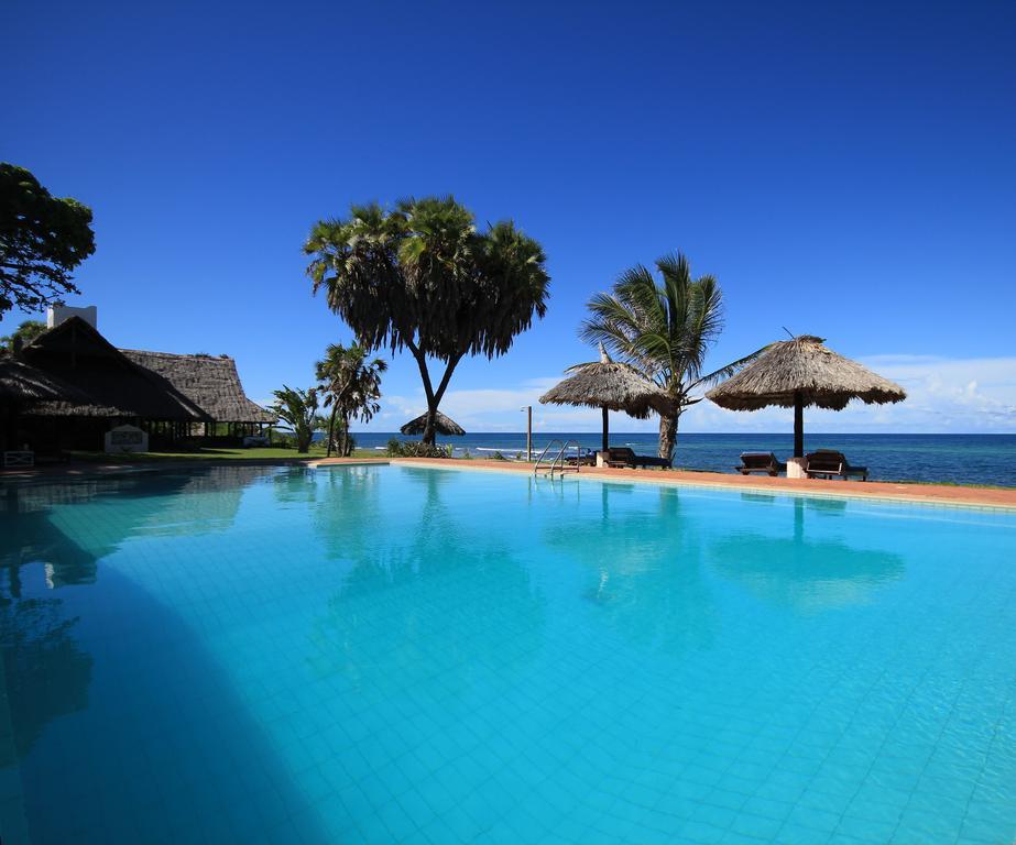 Amani Beach Resort Kutani Bagian luar foto