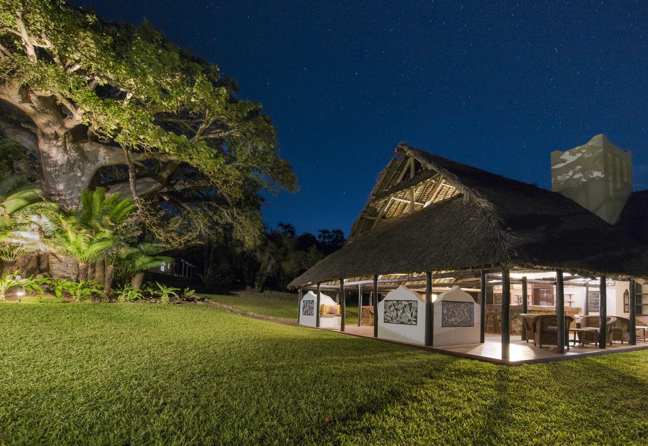 Amani Beach Resort Kutani Bagian luar foto