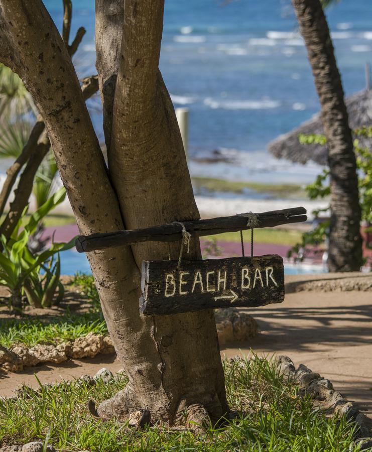 Amani Beach Resort Kutani Bagian luar foto