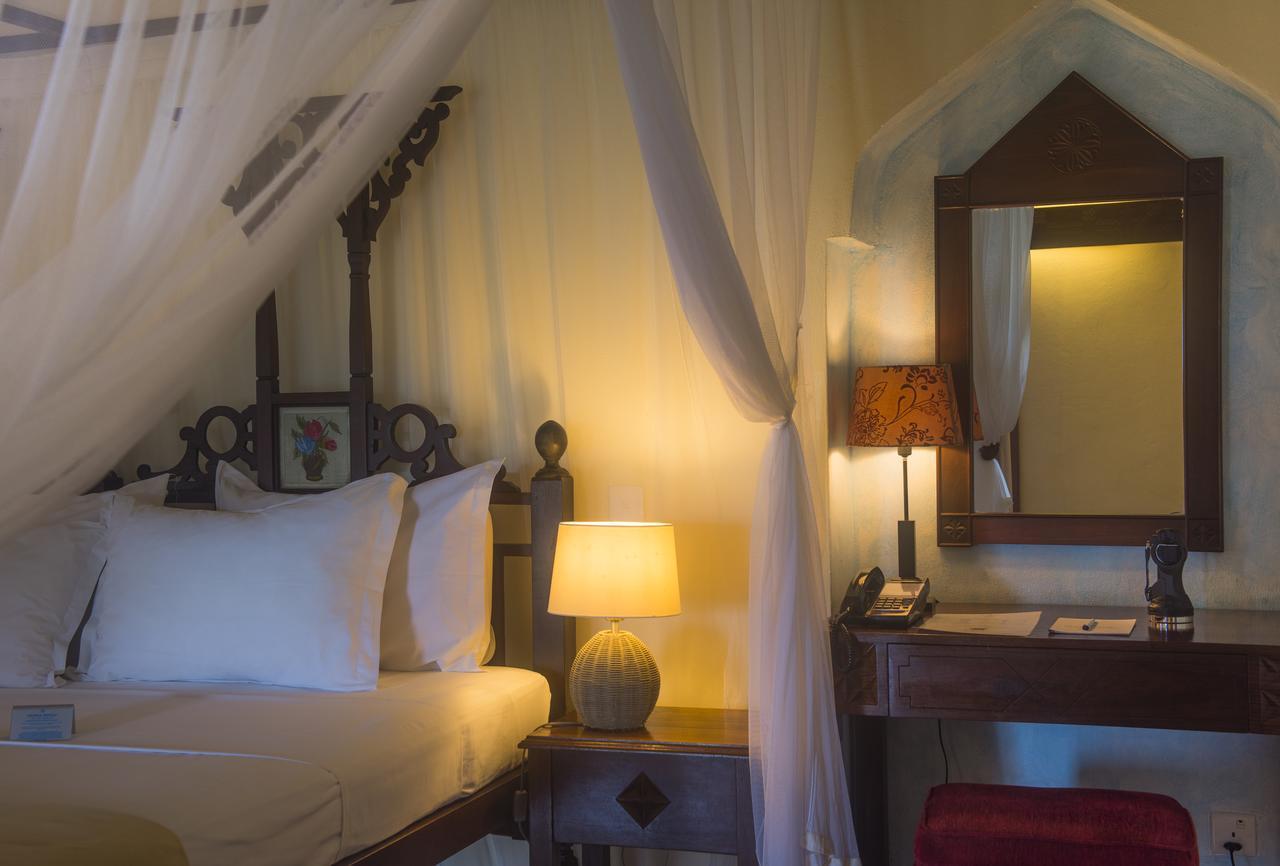 Amani Beach Resort Kutani Bagian luar foto